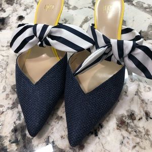 Cabi kitten heel shoes size 8.5, runs small